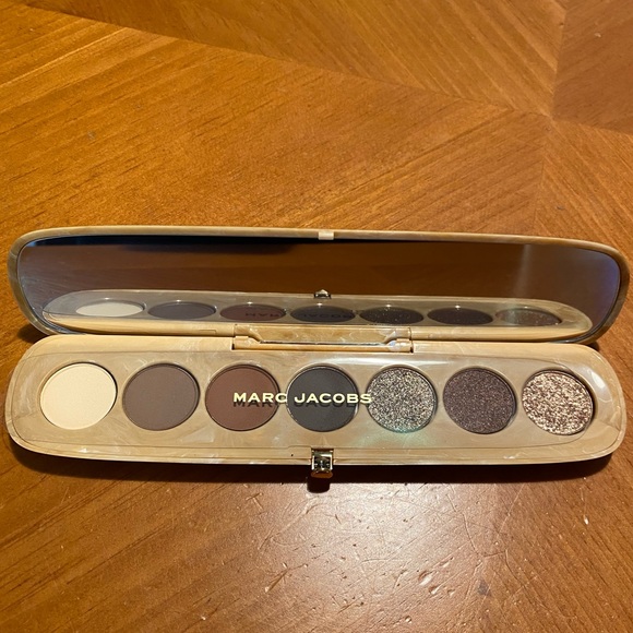 Marc Jacobs Eye-Conic Eye Palette Fine Grind - Picture 8 of 16